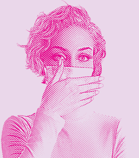 妇女戴上防护面罩和遮盖咳嗽图片下载