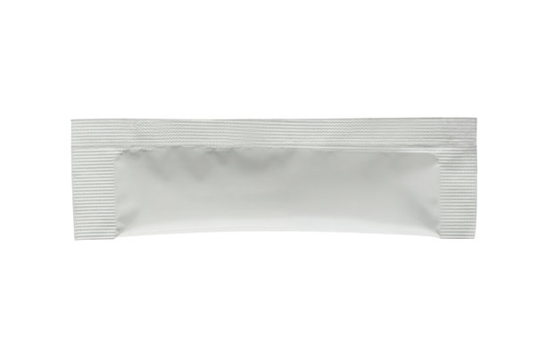 白色空白包装袋，适用于食品、化妆品和药品，背景为白色。图片下载