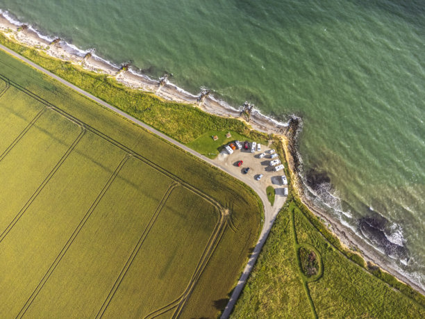 丹麦法尔斯特的盖德瑟奥德露营地航拍照片图片下载