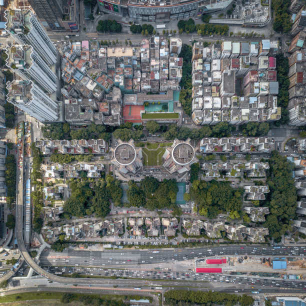 香港摩天大楼的鸟瞰图，俯视无人机照片图片下载