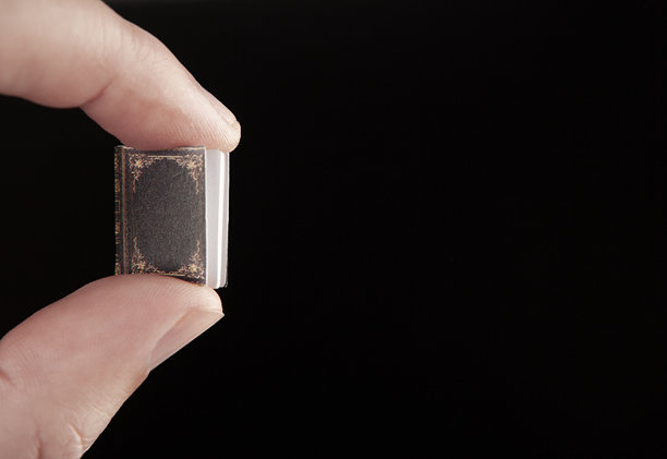 图片的书手暗背景图片下载