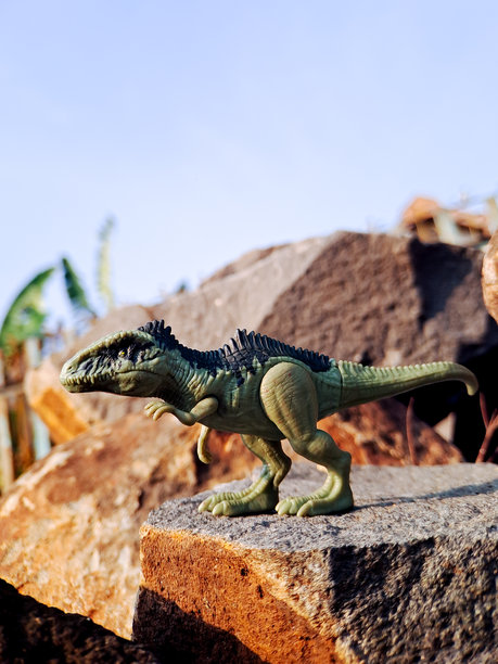 吉加诺托萨乌鲁斯玩具模型的照片图片下载