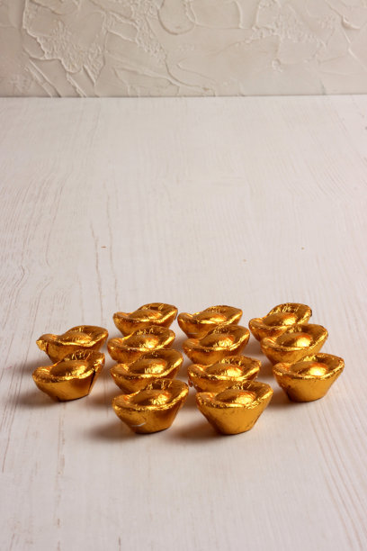 中国新年装饰元素照片，花朵金色盛开，传统照片，亚洲背景，红色图片下载