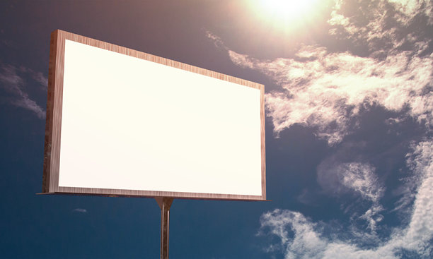 横幅海报广告牌白色空白模型广告营销标志空白商业SEO图片图像交流街道蓝天多云背景模型框架商业产品公共场所图片下载