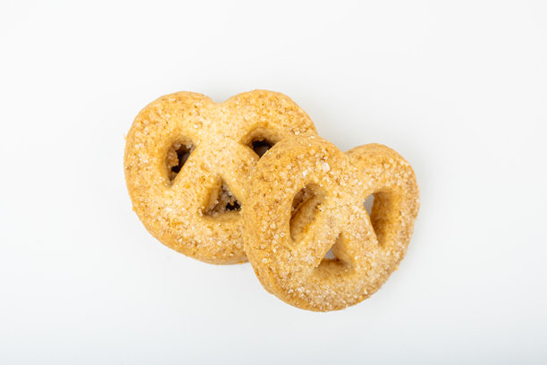 丹麦黄油饼干特写，饼干的微距照片，白色背景上的糕点，孤立，食品目录照片图片下载