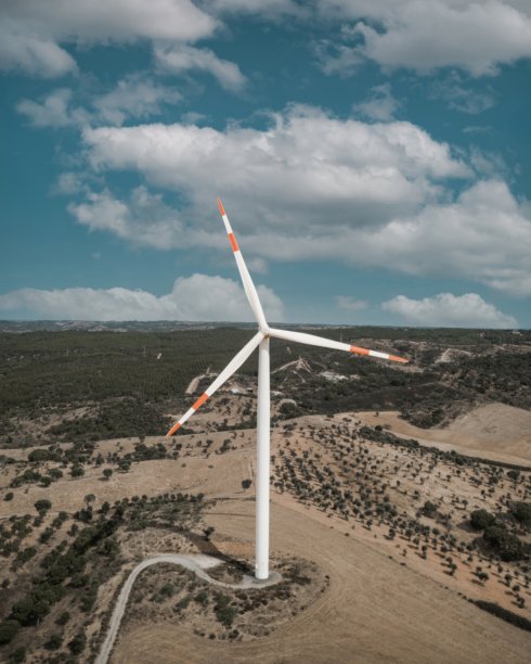 风能的鸟瞰图，俯视无人机照片图片下载