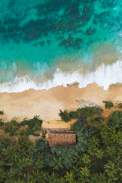 海滩海洋风景的鸟瞰照片图片下载