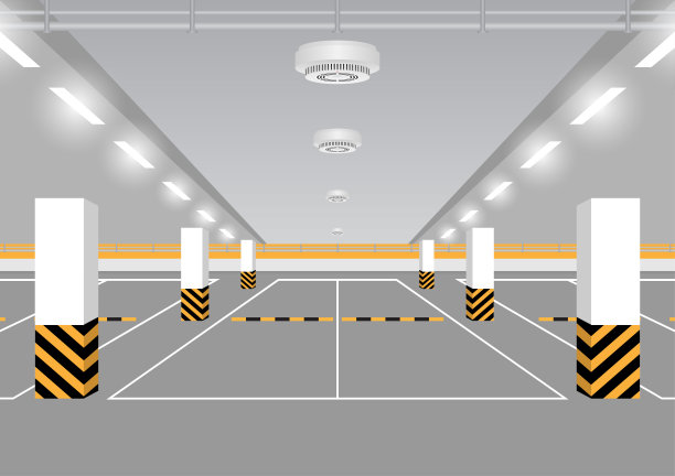 停车场天花板上的烟雾报警器、烟雾探测器和火警警报器。图片下载