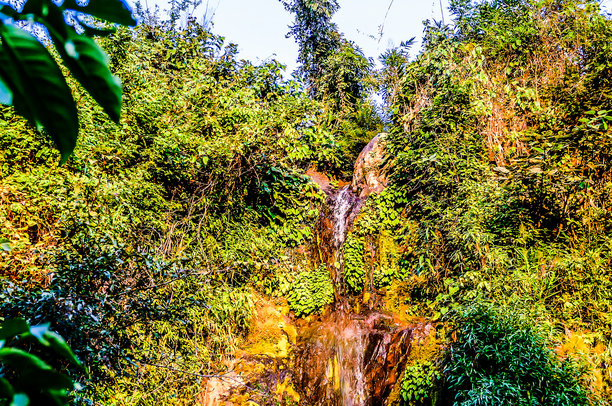 秋天的山脉，数字照片作为背景图片下载