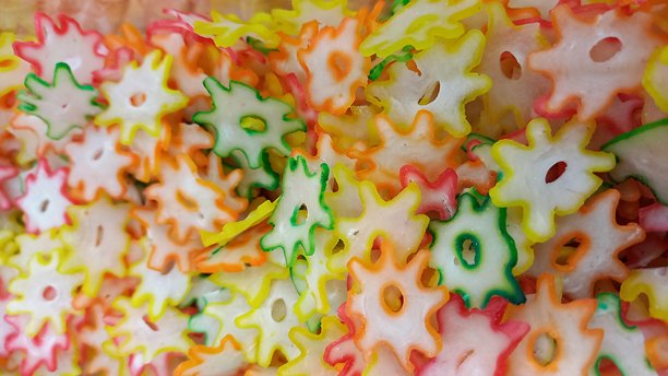 五彩星形饼干的照片，用作编辑背景图片下载