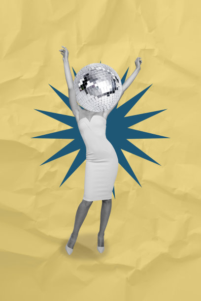 垂直照片拼贴，快乐女孩戴着头饰，穿着闪亮的舞会裙，享受派对，放松在复古场合，背景为涂鸦风格。图片下载