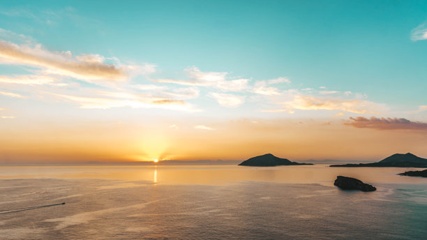 夏季海边日落特写照片 - 多彩的海洋沙滩日出 - 热带海岸 - 加那利群岛图片下载