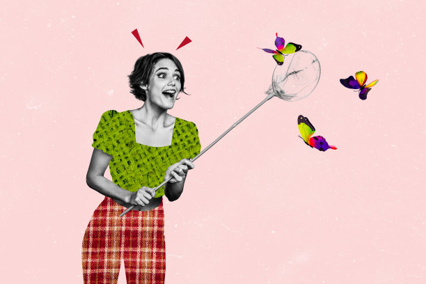 可爱的惊讶女性在春季户外用网捕捉五彩斑斓的蝴蝶，拼贴照片合集，背景为涂鸦风格。图片下载