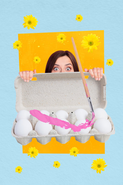 年轻女孩惊讶地展示彩绘托盘、鸡蛋和画笔，庆祝复活节传统，春天的花朵，蓝色背景上的垂直3D照片艺术拼贴。图片下载