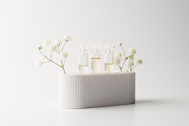 香水样品。香氛水，美容行业概念图，带有留白 - 库存照片图片下载