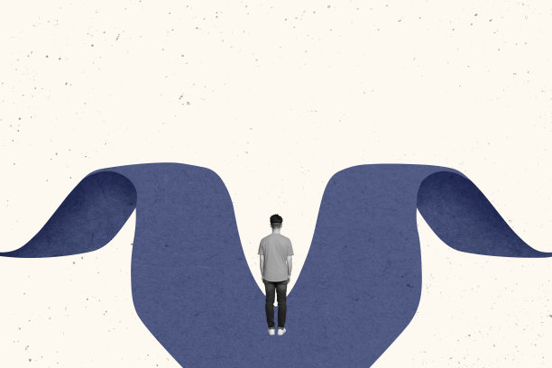 年轻男子独自站立在创意照片拼贴中，思考选择左转还是右转的道路，以达到目标。图片下载