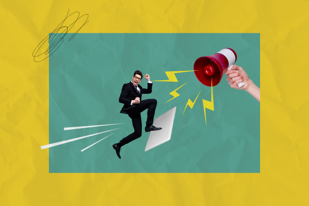 兴奋的商人手持麦克风，站在笔记本电脑前，控制着闪电，背景为涂鸦风格的合成照片拼贴。图片下载