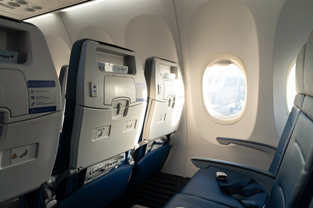 马来西亚航空公司波音737的机舱内部照片图片下载