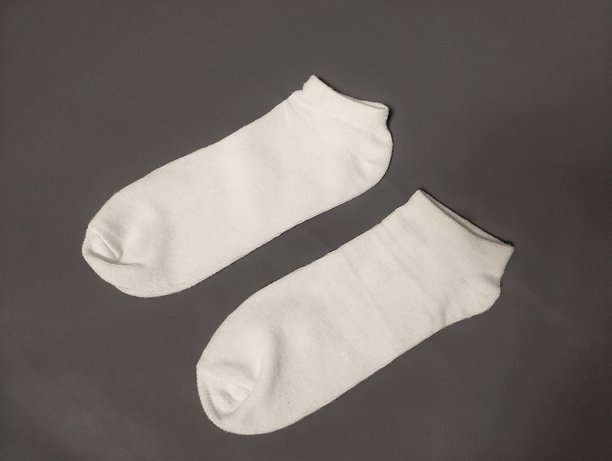 白色袜子的照片图片下载