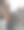 迷人的照片展示了意大利威尼斯狭窄的街道，标志性的巷子两旁是古老的建筑、色彩斑斓的外立面和生机勃勃的花朵。图片下载
