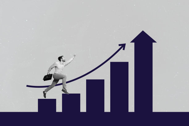 自信的男人攀登阶梯平台的复合趋势艺术草图，3D照片拼贴，象征工作晋升和成功的箭头。图片下载