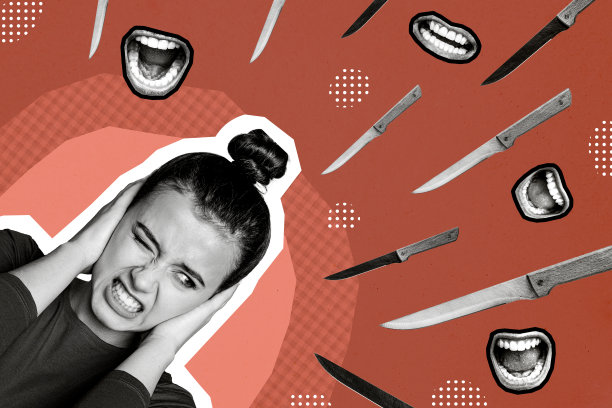 害怕的女孩捂住耳朵，面露恐惧，嘴巴大喊，象征仇恨、威胁、刀具、欺凌和虐待的合成照片拼贴，背景为涂鸦风格。图片下载