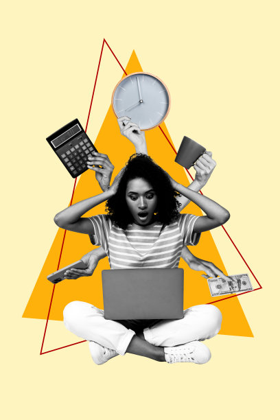 年轻的办公室经理女士手持文具、计算器、时钟、杯子、钱和工作笔记本电脑的趋势艺术素描合成照片拼贴。图片下载