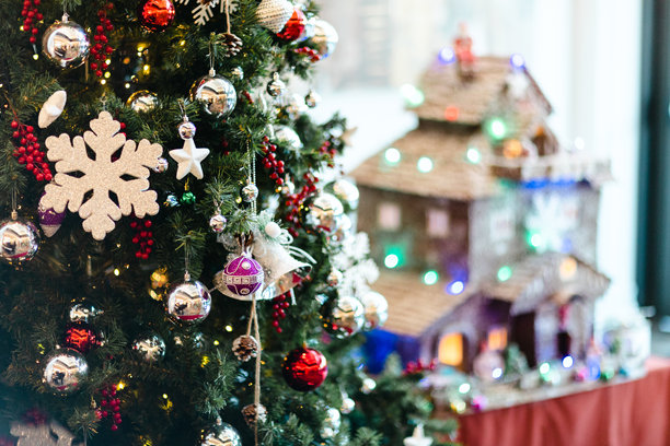 新年夜派对与圣诞装饰库存照片图片下载