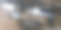 全景照片展示了一个复杂的通风管道系统，贯穿了一个宽敞的房间，房间的全景窗几乎占据了整面墙。图片下载