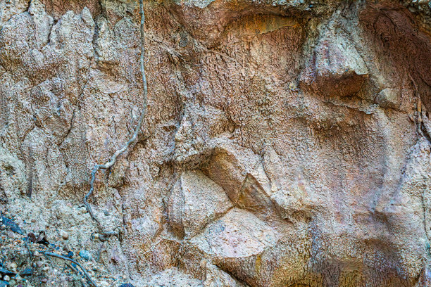 梅旺国家公园的奇观风景——帕乔尔，是由地壳板块抬升以及风雨侵蚀造成的自然现象（图片有噪点和胶卷颗粒感）。图片下载