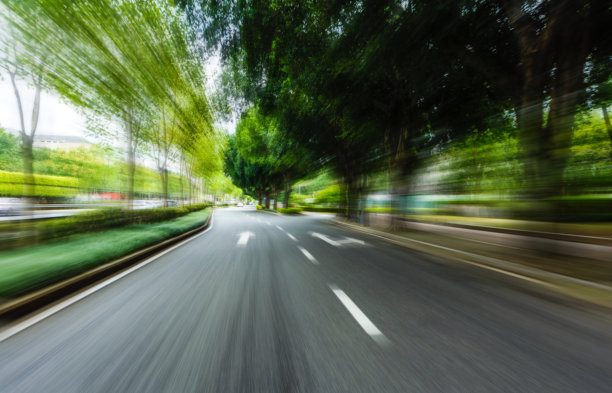 城市道路 - 汽车广告背景图片图片下载