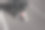 女孩在体育场训练时受伤，脚部疼痛，背影，腿部疼痛，肌肉拉伤的照片图片下载