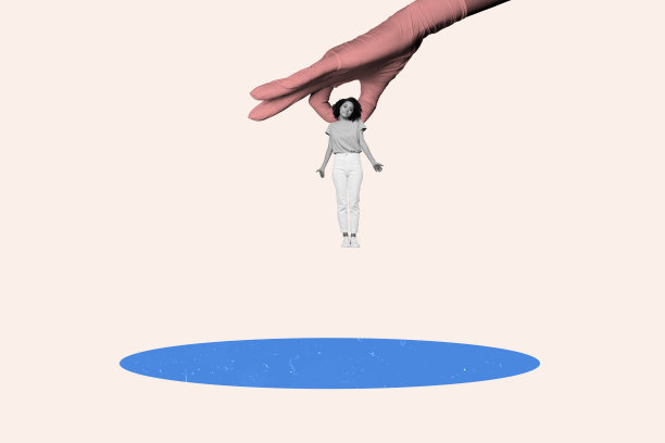 艺术图像创意照片拼贴，困惑女孩悬挂手戴防护手套，疫情木偶剥削孤立图片下载