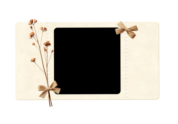 怀旧的剪贴簿模板，带有情绪板照片框，适合剪贴簿使用。复古框架照片配有干压花和亚麻丝带。复古风格的情绪板布局。背景为白色。图片下载