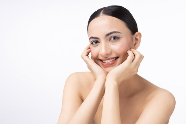 年轻女性的肖像，肌肤清新洁净的库存照片图片下载