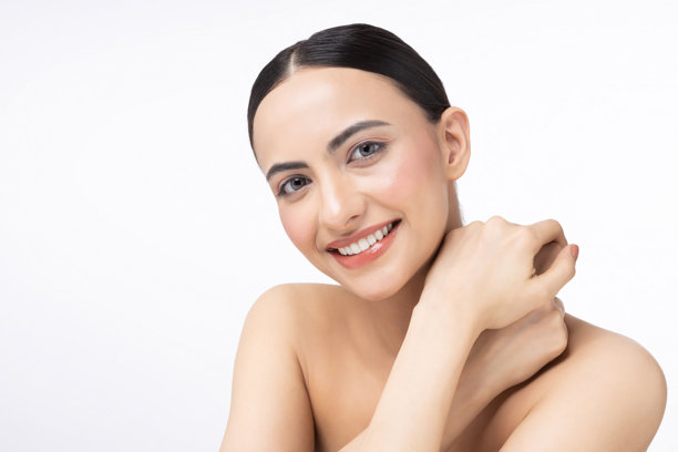 年轻女性的肖像，肌肤清新洁净的库存照片图片下载