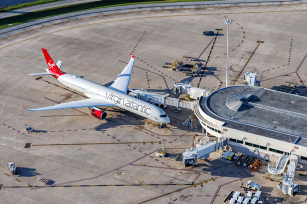美国奥兰多机场的维珍大西洋航空空客A350-1000飞机的航拍照片图片下载