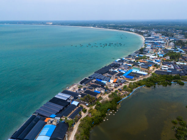 海南琼海的牛奶海白沙滩航拍照片图片下载