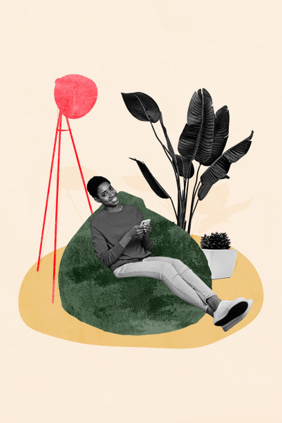 时尚艺术创意垂直照片拼贴，快乐的女商人自由职业者坐在豆袋椅上，使用笔记本电脑，旁边有台灯、光线和花盆，办公室环境。图片下载