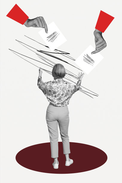 快乐的商人和商女人在办公室站立，手持合同纸张，展示项目空缺的压力和机会的竖版照片拼贴画图片下载