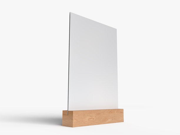 3D真实感桌面支架，带有木质底座和白色纸质亚克力的桌牌模型。空白卡片架用于展示菜单标签、餐厅、咖啡馆、横幅、图片支架、标志架和广告。图片下载