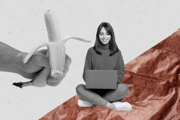 趋势艺术素描图像合成，3D照片拼贴，巨大的手臂出现，握着香蕉，年轻女性坐在工作台前，使用笔记本电脑打字。图片下载