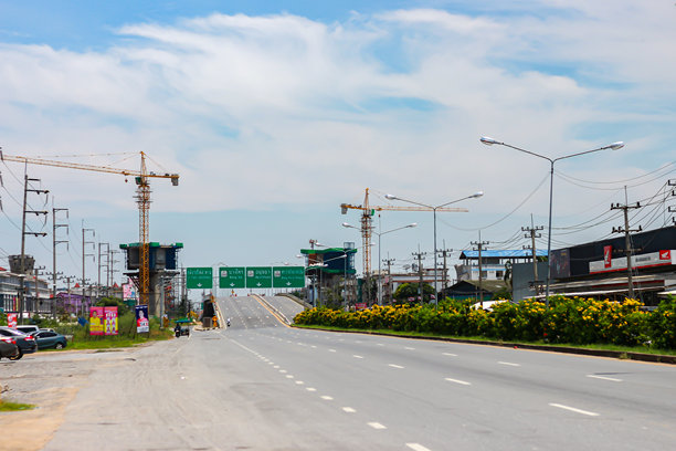 2025年5月11日，泰国大城。泰国建筑和施工运输的图片。图片下载