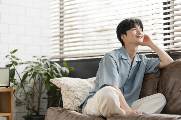 20多岁日本男性的生活方式照片图片下载