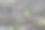 亚洲越野跑者在森林山地的岩石小径上慢跑图片下载