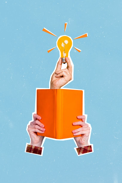 垂直照片拼贴，展示人们手持打开的书籍，故事、灯泡、创意概念、百科全书、教育，背景为涂鸦风格。图片下载