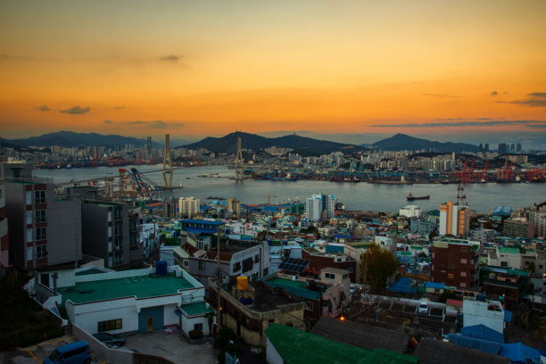 釜山城市夜景系列库存照片 韩国，夜晚，城市天际线，鸟瞰图，建筑图片下载