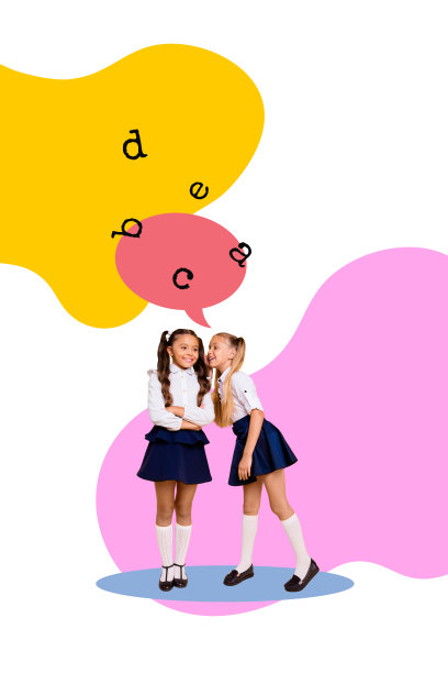 快乐的同班女学生在纵向照片拼贴中分享秘密信件，教育概念，返校学习图片下载