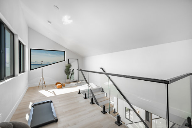 住宅水滨房屋的室内照片图片下载