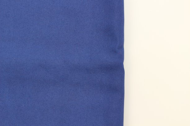 提升照片质量，纯蓝色面料，多功能背景布。图片下载